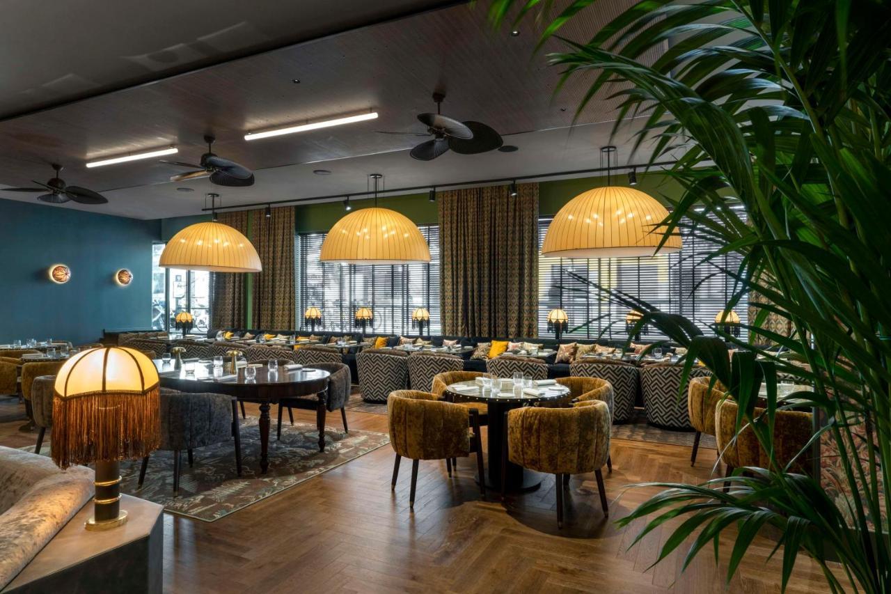 Radisson Collection Hotel, Santa Sofia มิลาน ภายนอก รูปภาพ The restaurant at The Standard London