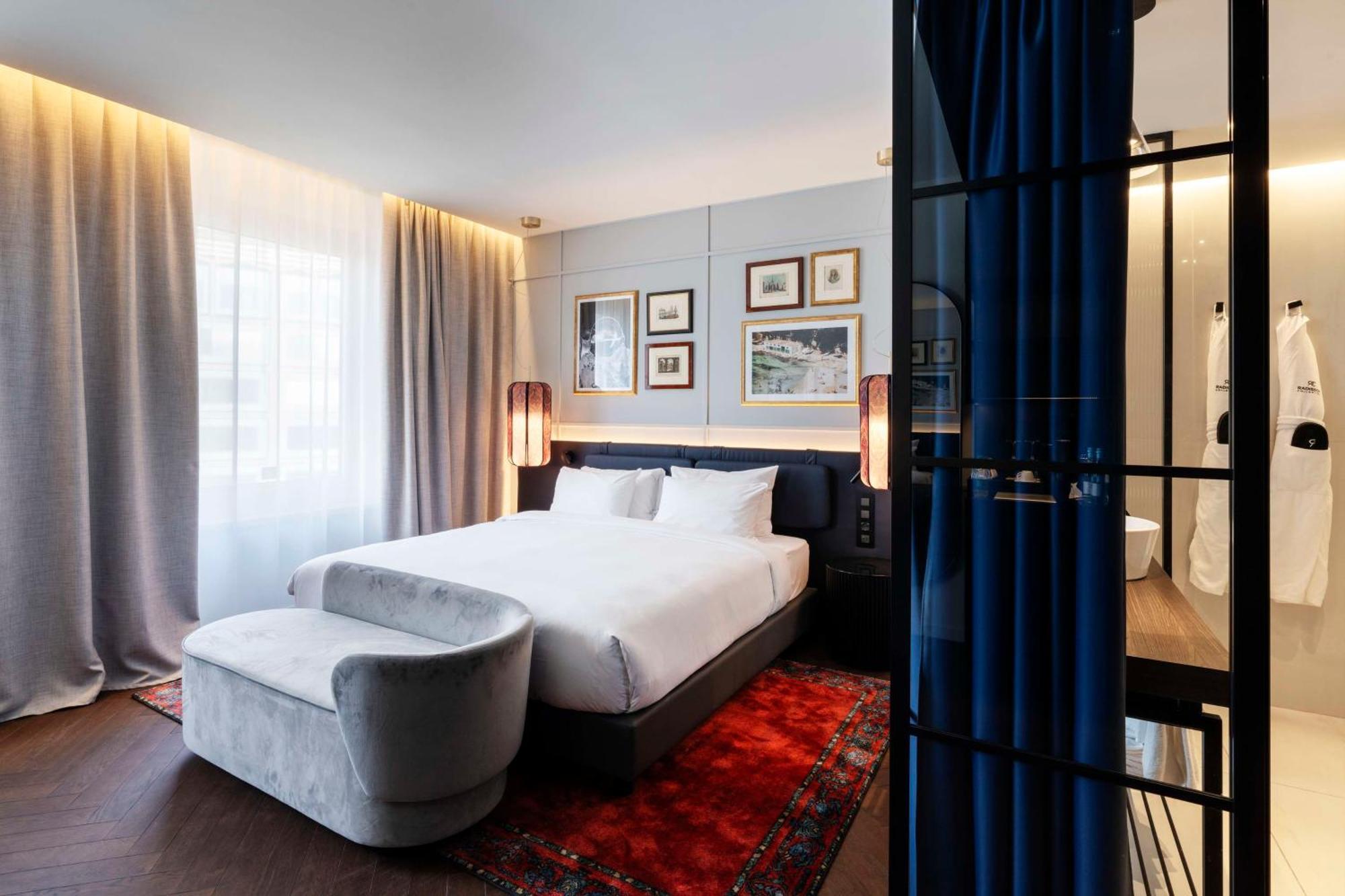 Radisson Collection Hotel, Santa Sofia มิลาน ภายนอก รูปภาพ Deluxe room